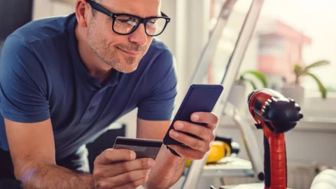 Liderzy e-commerce w Polsce rozwijają się. Empik - marketplace i wejście w produkty bio, Super Pharm, Lidl e-sklep, E-sklep żywiec zdrój