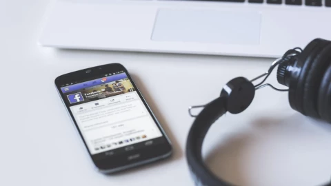 Zdjęcia w tle na Facebooka, czyli cover photos