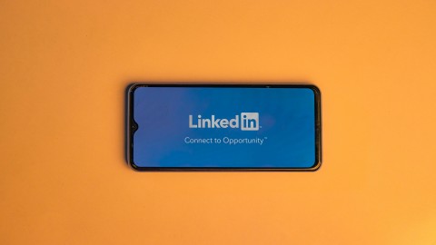 fot. Pexels - Shantanu Kumar LinkedIn - jak napisać nowoczesne CV