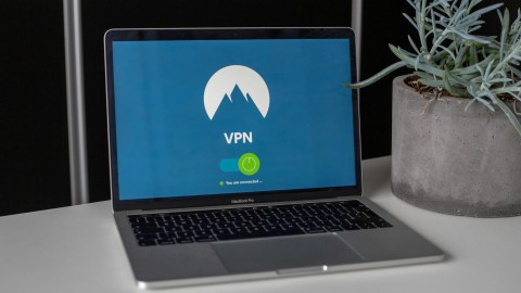 fot. Pexels - Stefan Coders VPN: wirtualna sieć prywatna - ochrona prywatności i bezpieczeństwa w Internecie. Przewodnik