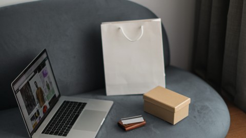 fot. Pexels - Cup of Couple Plan wdrożenia internetowego katalogu produktów