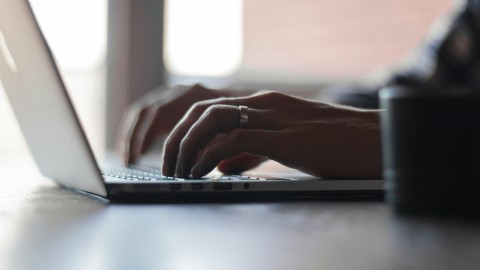 fot. Unsplash - Thomas Lefebvre Wyróżniki ICEberg CMS jako silnika e-commerce i katalogu produktów