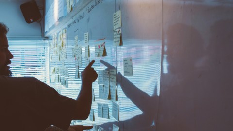 fot. Unsplash - Startaê Team Rola systemu CMS w strategii marketingowej: Jakie korzyści przynosi dobry CMS?
