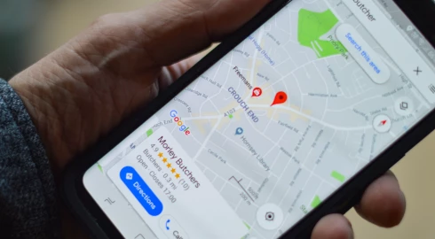 Mapy Google dla stron firmowych. API Google Maps, aplikacje mapowe, katalog miejsc i mapy wielu obiektów