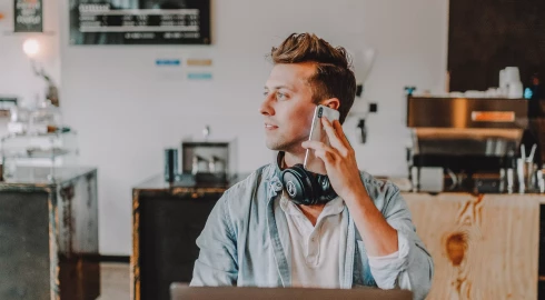 Generowanie leadów B2B: wykorzystanie witryny internetowej Twojej firmy i nowoczesnego systemu CMS