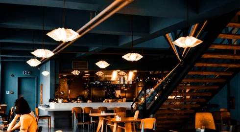 Pomysły na aplikacje dla branży HoReCa (Hoteli, Restauracji, Cateringu), które można wdrożyć z dofinansowaniem (za dotację KPO UE 2024)