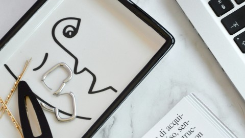 fot. Unsplash - RYNA studio Content marketing: 6 zasad dla zwiększenia zaufania do marki